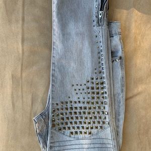 Diane Gilman Skinny Leg